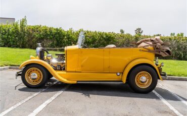 Ford-Model-a-1928-Yellow-Tan-36