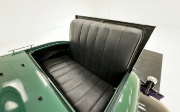 Ford-Model-a-1929-Balsam-Green-Black-10