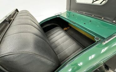 Ford-Model-a-1929-Balsam-Green-Black-11