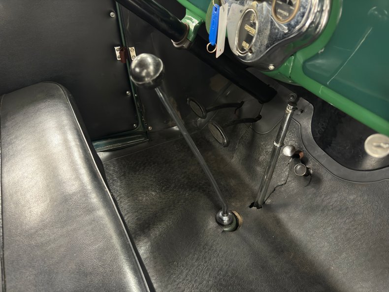 Ford-Model-a-1929-Balsam-Green-Black-30