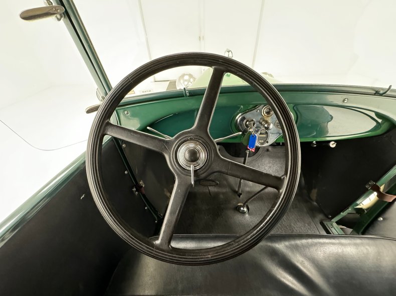 Ford-Model-a-1929-Balsam-Green-Black-9