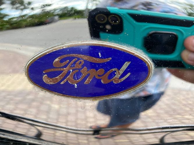 Ford-Model-a-1929-Black-15