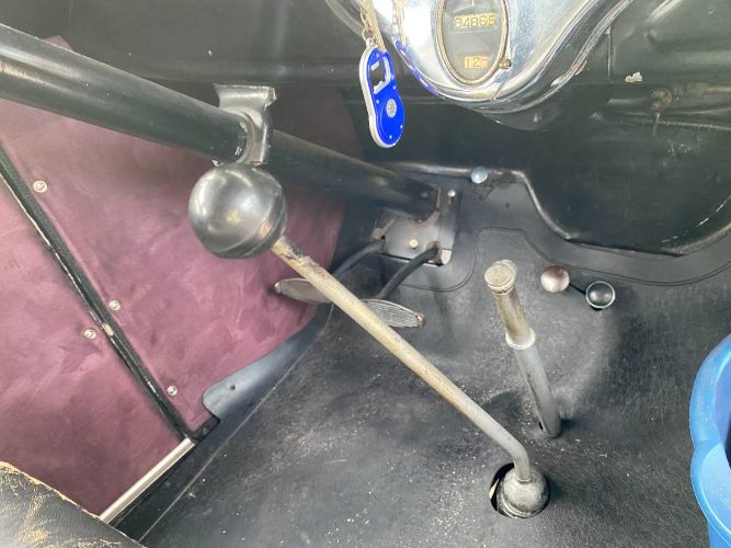 Ford-Model-a-1929-Black-7