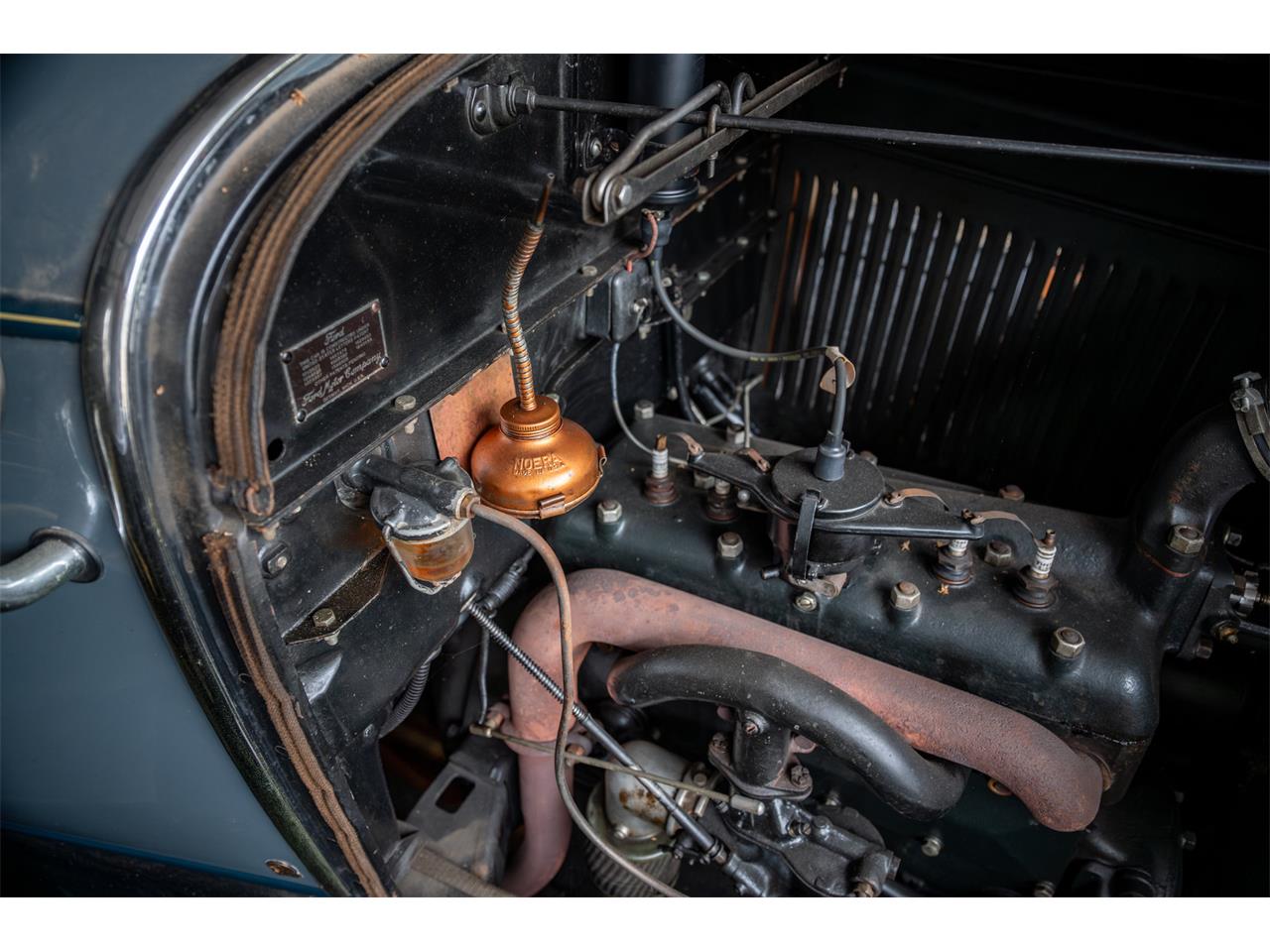 Ford-Model-a-1929-Blue-Gray-13