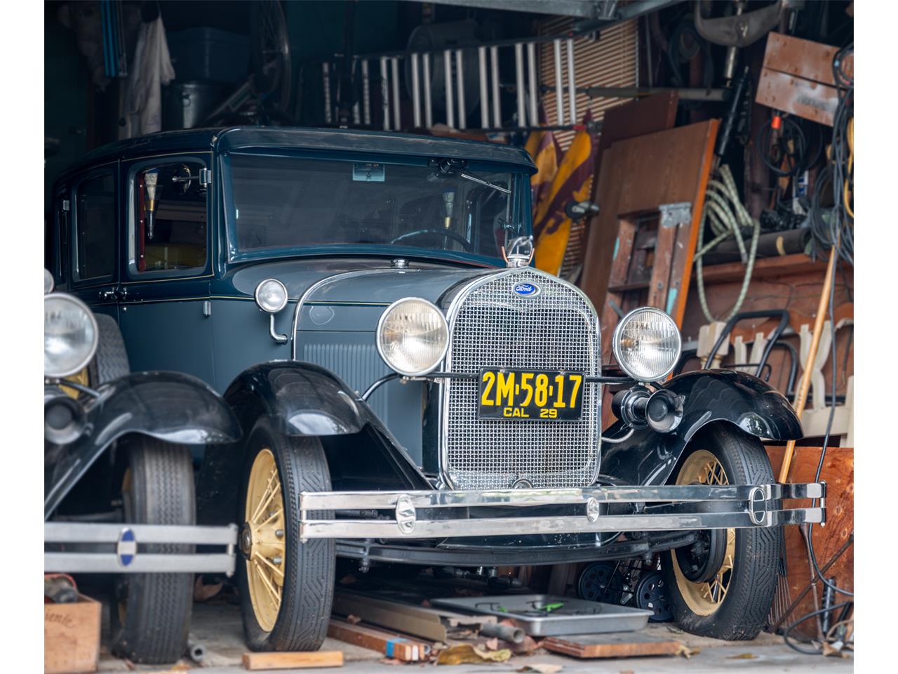 Ford-Model-a-1929-Blue-Gray-4