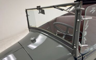Ford-Model-a-1929-Bonnie-Gray-Saddle-15