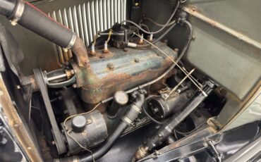 Ford-Model-a-1929-Bonnie-Gray-Saddle-32