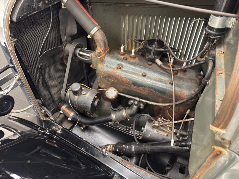 Ford-Model-a-1929-Bonnie-Gray-Saddle-33