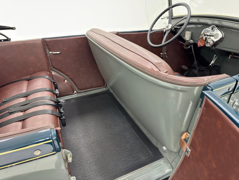 Ford-Model-a-1929-Bonnie-Gray-Saddle-43
