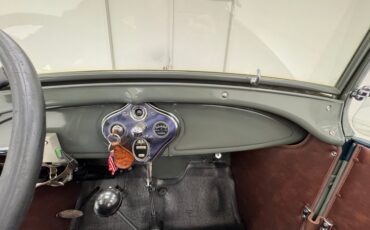 Ford-Model-a-1929-Bonnie-Gray-Saddle-48