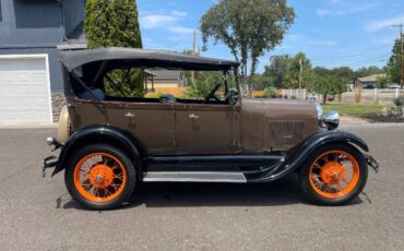 Ford-Model-a-1929-BrownBlack-4