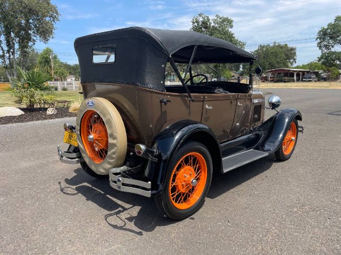 Ford-Model-a-1929-BrownBlack-7