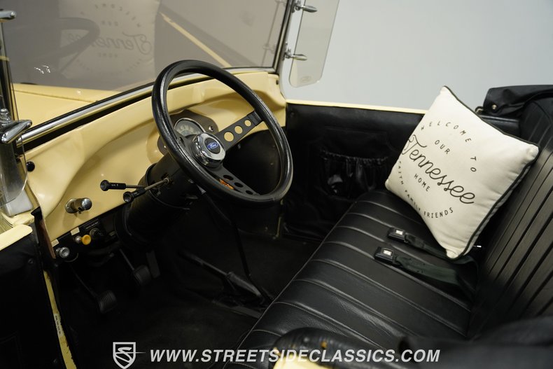 Ford-Model-a-1929-Cream-2