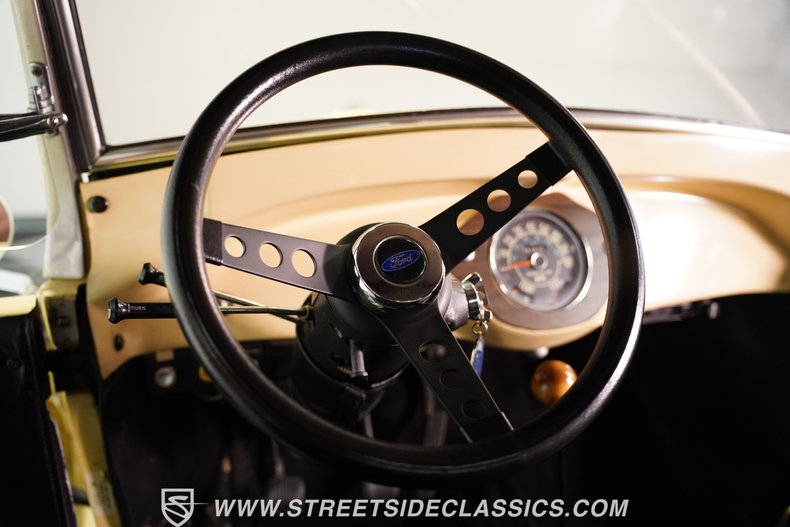Ford-Model-a-1929-Cream-34