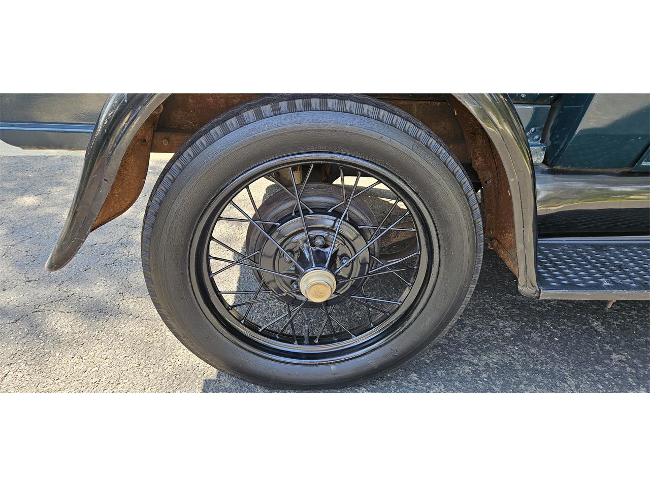 Ford-Model-a-1929-GreenBlack-Black-29