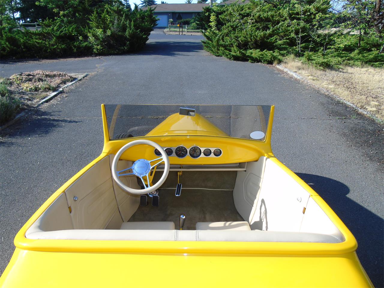 Ford-Model-a-1929-Yellow-Tan-16