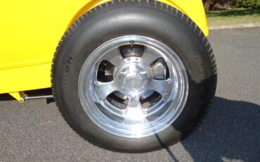 Ford-Model-a-1929-Yellow-Tan-22