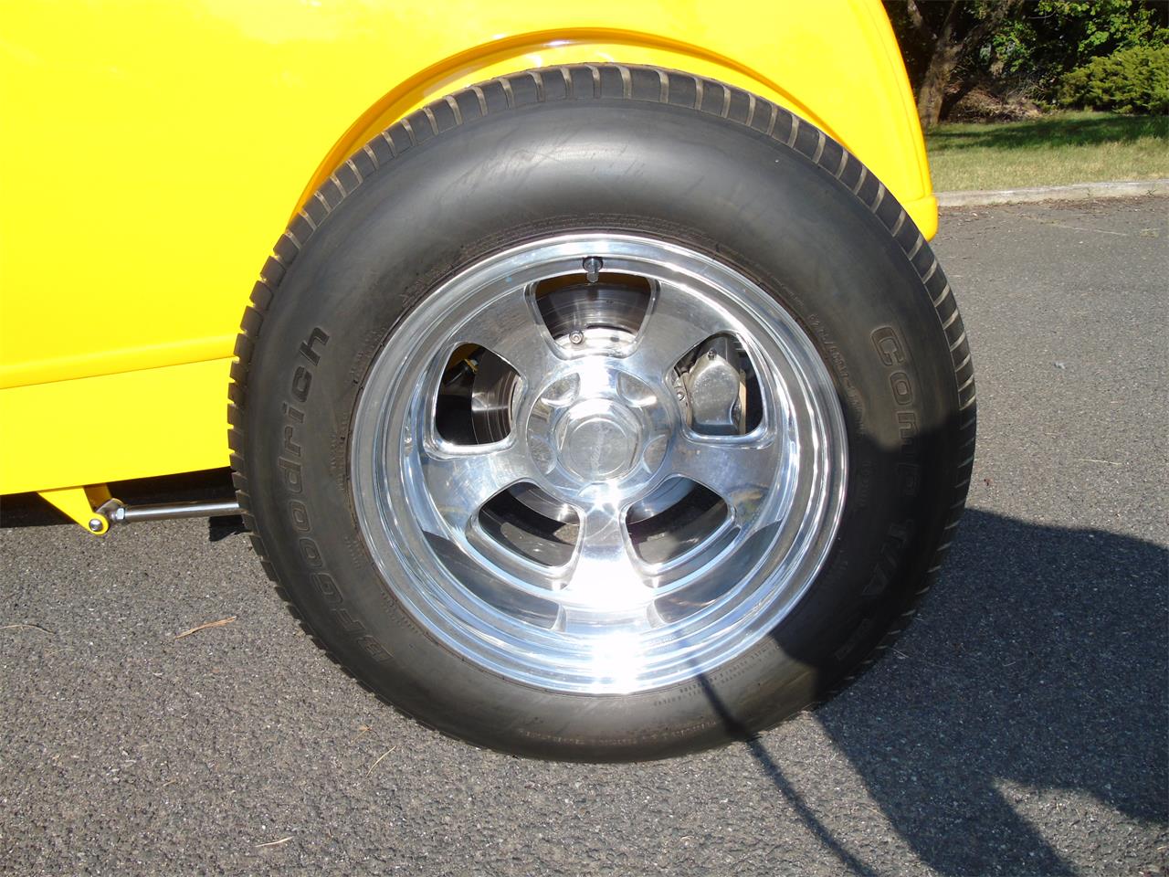 Ford-Model-a-1929-Yellow-Tan-22