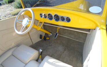 Ford-Model-a-1929-Yellow-Tan-23