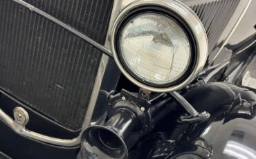 Ford-Model-a-1930-Black-Tan-17