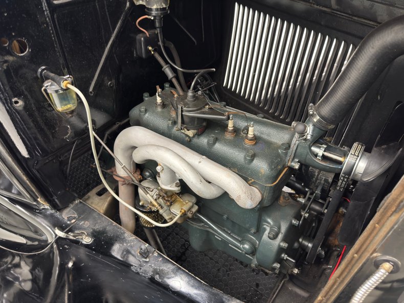 Ford-Model-a-1930-Black-Tan-33