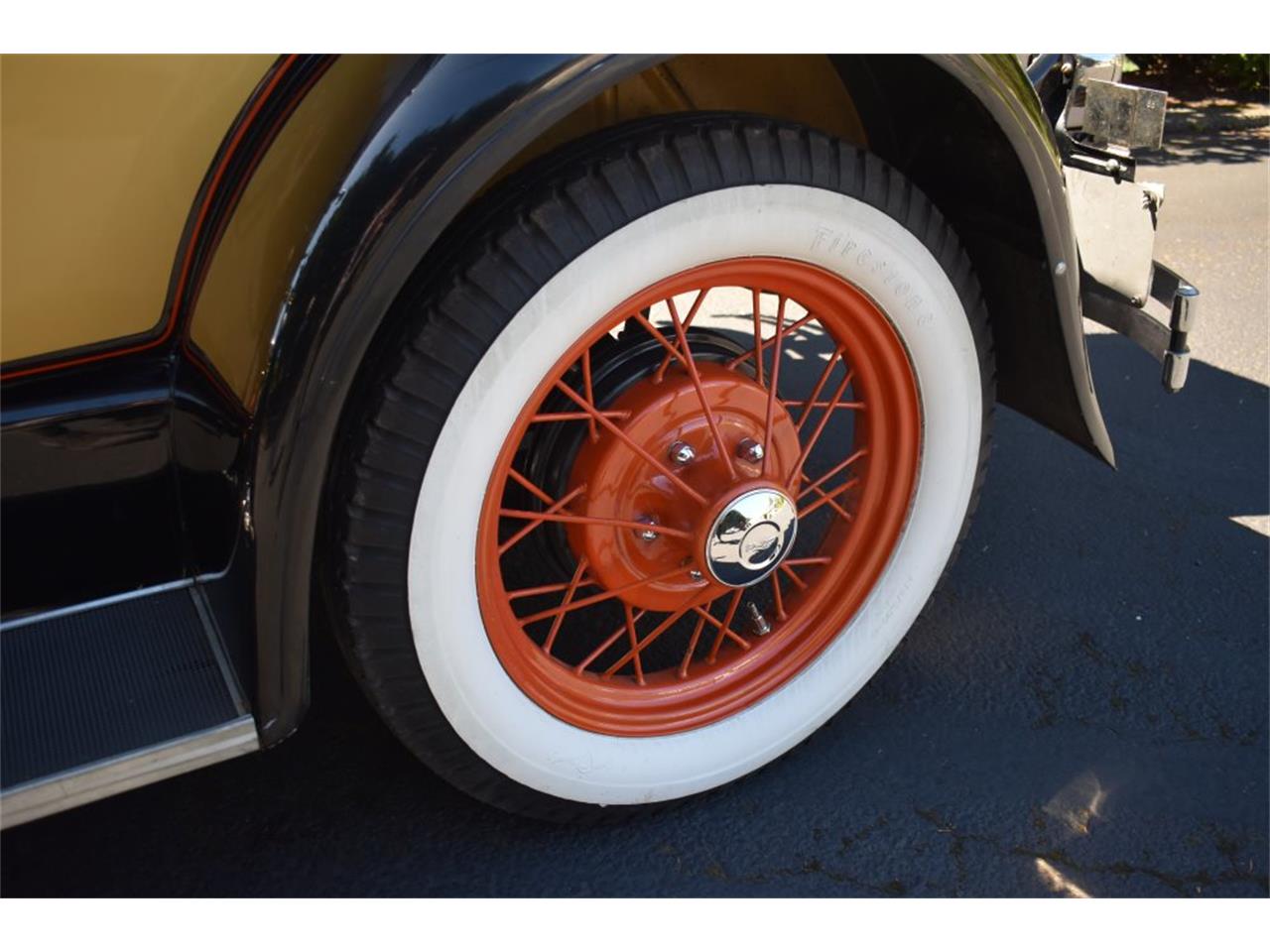 Ford-Model-a-1930-Bronson-yelseal-brn-Lt-broadcloth-wool-10