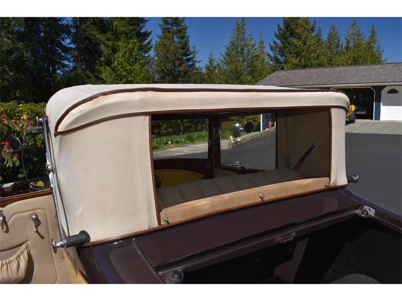 Ford-Model-a-1930-Bronson-yelseal-brn-Lt-broadcloth-wool-8