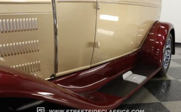 Ford-Model-a-1930-Champagne-Metallic-Gold-19
