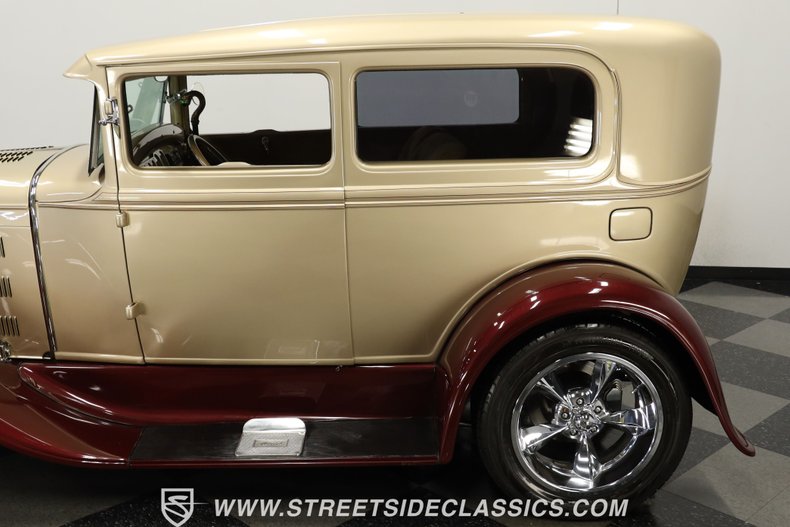 Ford-Model-a-1930-Champagne-Metallic-Gold-21