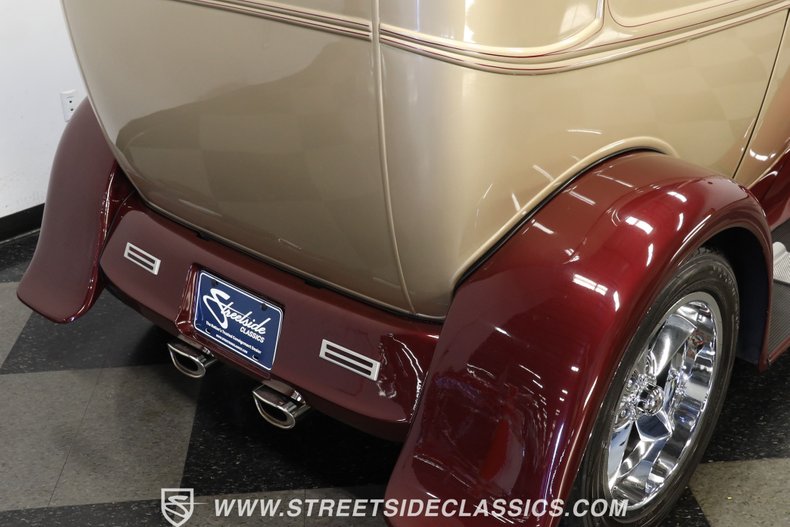 Ford-Model-a-1930-Champagne-Metallic-Gold-22