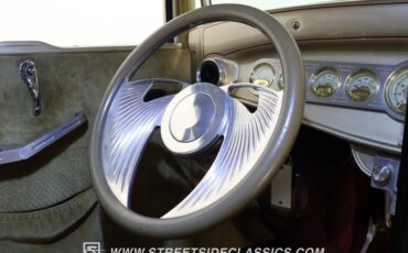 Ford-Model-a-1930-Champagne-Metallic-Gold-42
