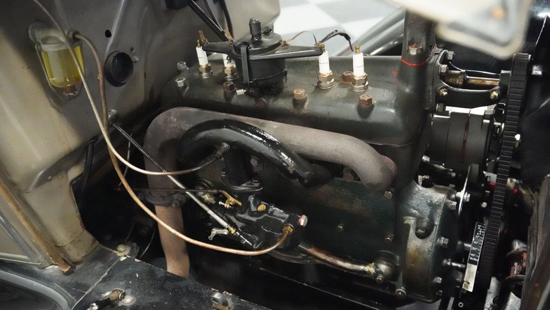 Ford-Model-a-1930-Chicka-Drab-Tan-32