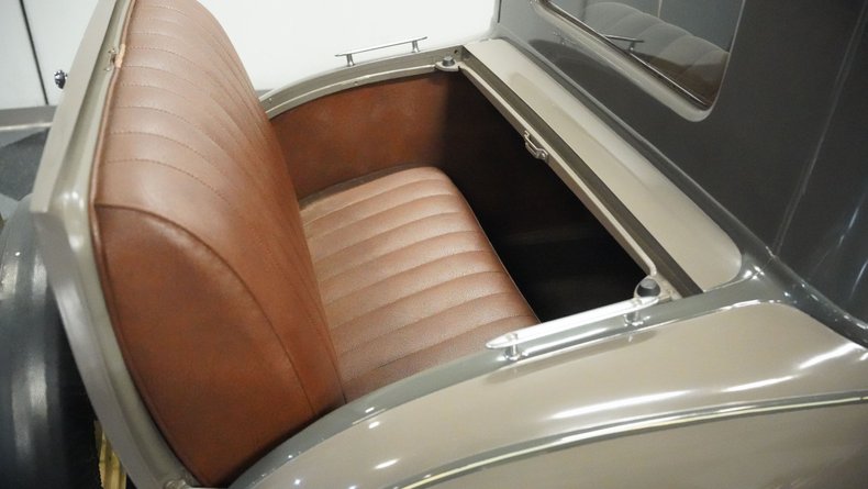 Ford-Model-a-1930-Chicka-Drab-Tan-48