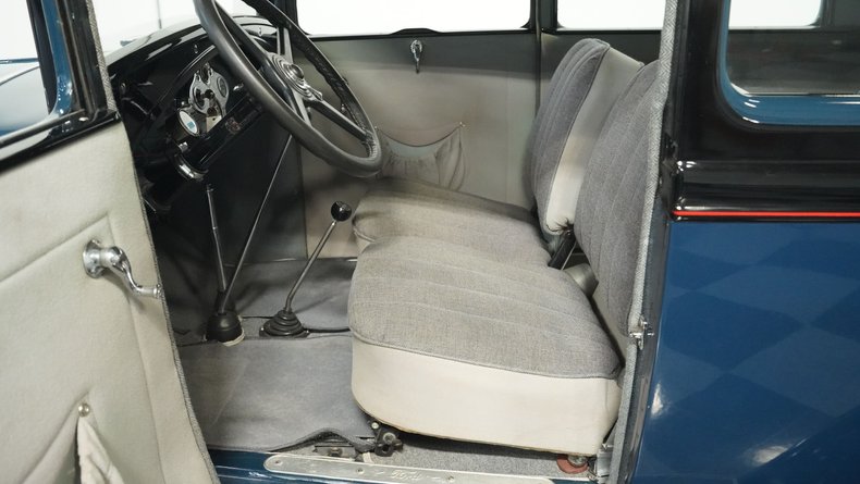 Ford-Model-a-1930-Dark-Blue-Gray-42