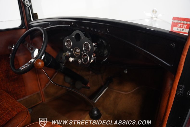 Ford-Model-a-1930-Gray-Brown-15