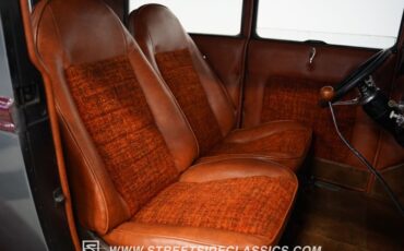 Ford-Model-a-1930-Gray-Brown-24