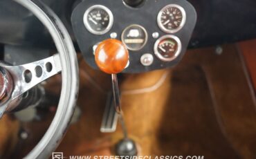 Ford-Model-a-1930-Gray-Brown-28