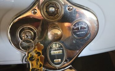 Ford-Model-a-1930-Gray-Tan-13