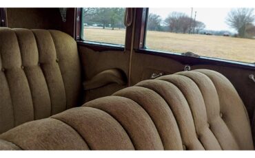 Ford-Model-a-1930-Green-Beige-7