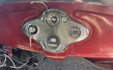 Ford-Model-a-1930-RedBlack-Grey
