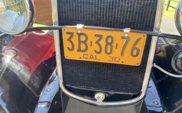 Ford-Model-a-1930-RedBlack-Grey-9