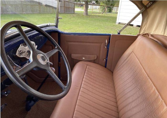 Ford-Model-a-1931-Blue-2