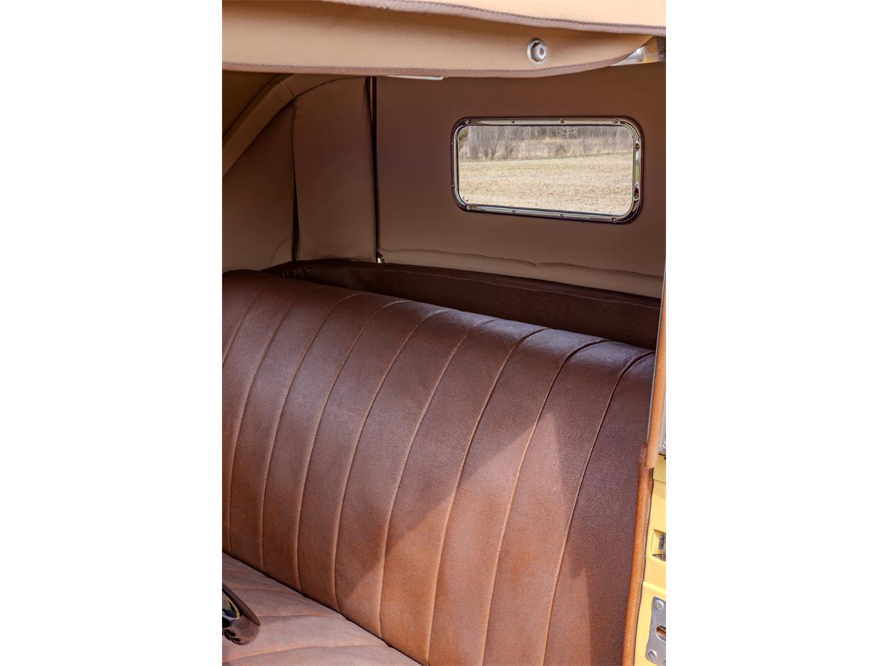 Ford-Model-a-1931-Bronson-Yellow-Brown-20