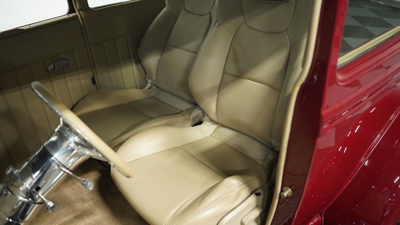 Ford-Model-a-1931-Cabernet-Red-Tan-19