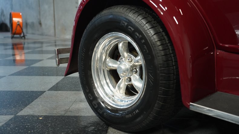Ford-Model-a-1931-Cabernet-Red-Tan-24