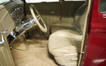 Ford-Model-a-1931-Cabernet-Red-Tan-45