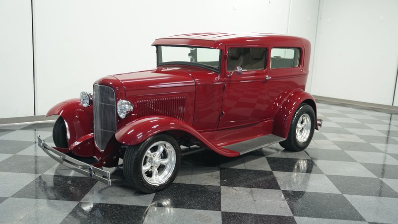 Ford-Model-a-1931-Cabernet-Red-Tan-7