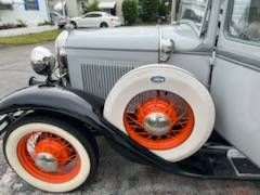 Ford-Model-a-1931-Gray-11