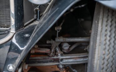 Ford-Model-a-1931-Gray-Black-21