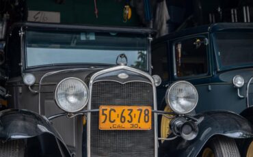 Ford-Model-a-1931-Gray-Black-6